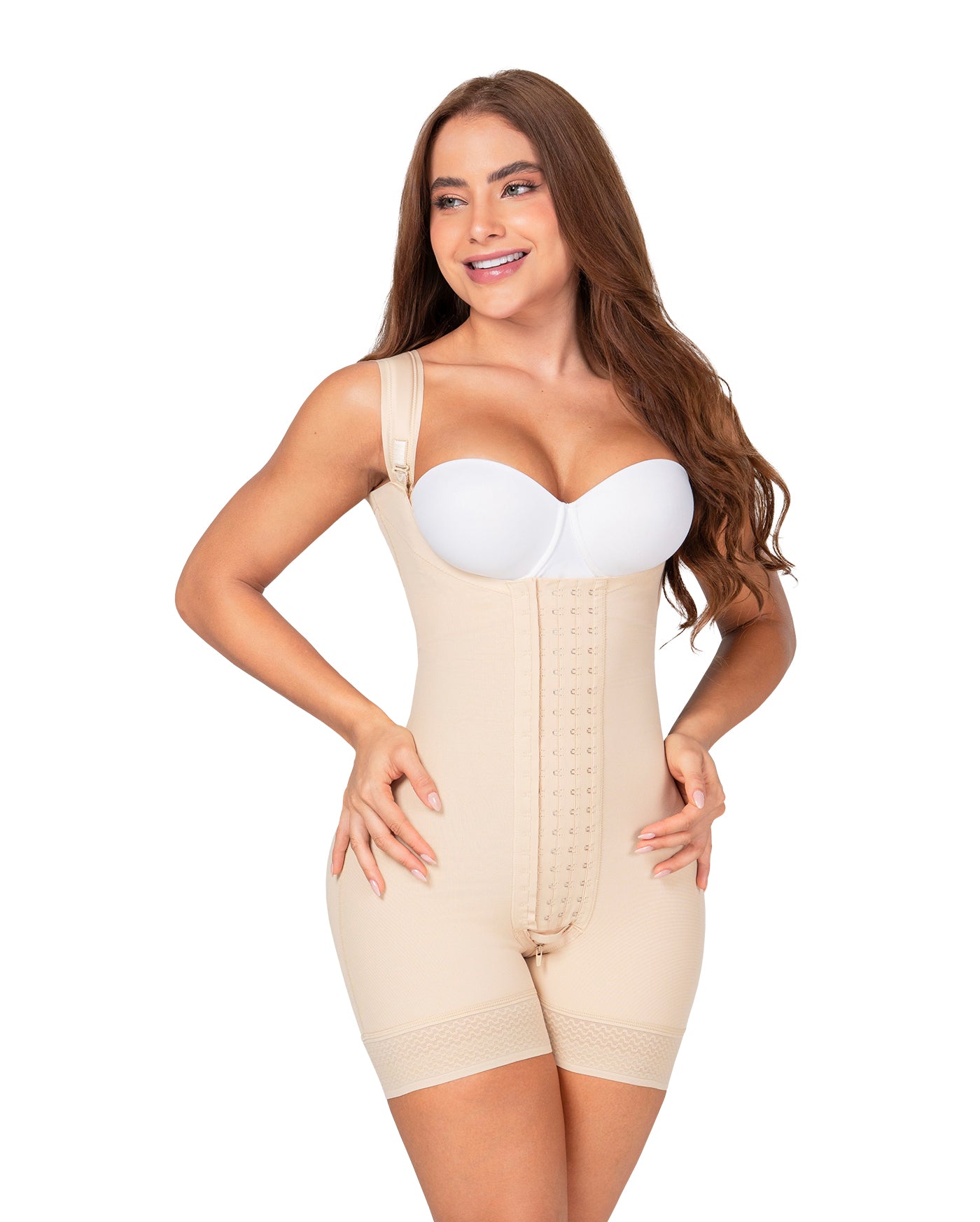Faja corta realce invisible con tirantes Fajas MyD F-30469